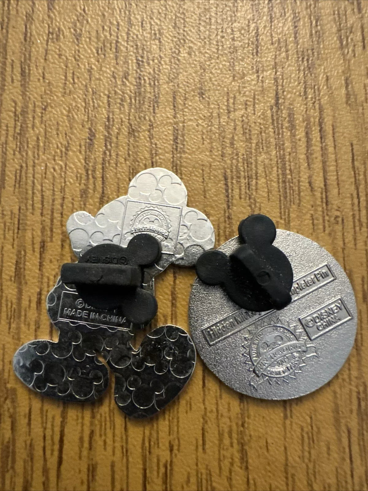 Disney Trading Pin - Mickey Mouse And Hidden Pin